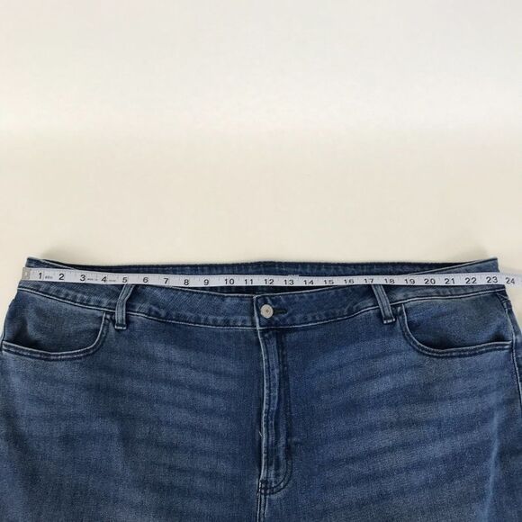 NEW Old Navy High-Rise Wow Loose Jeans Women’s Plus Size 26 Short Stretch Denim - Picture 5 of 10